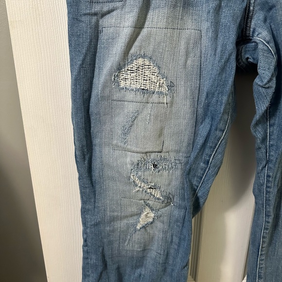 Lucky Brand Cropped Jeans - Picture 2 of 6